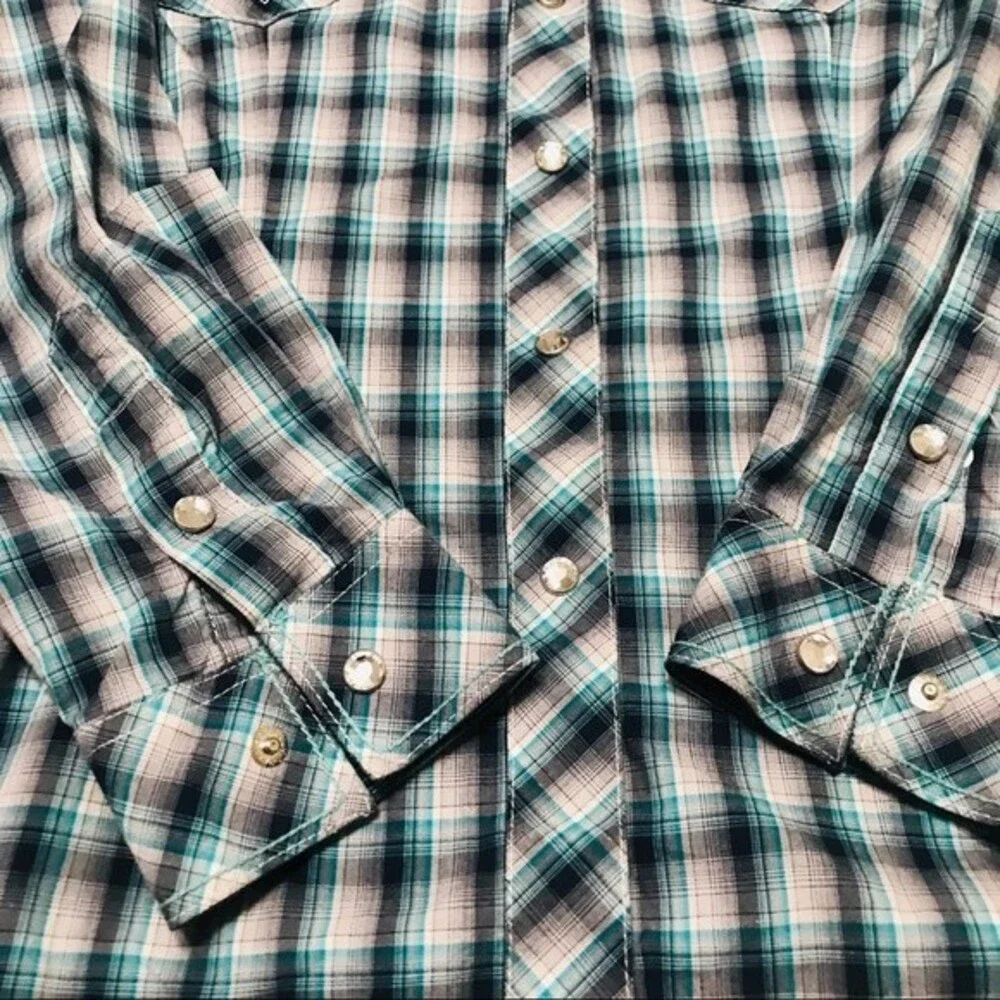 Rough Stock light blue shirt  Panhandle slim button down shirt size M western